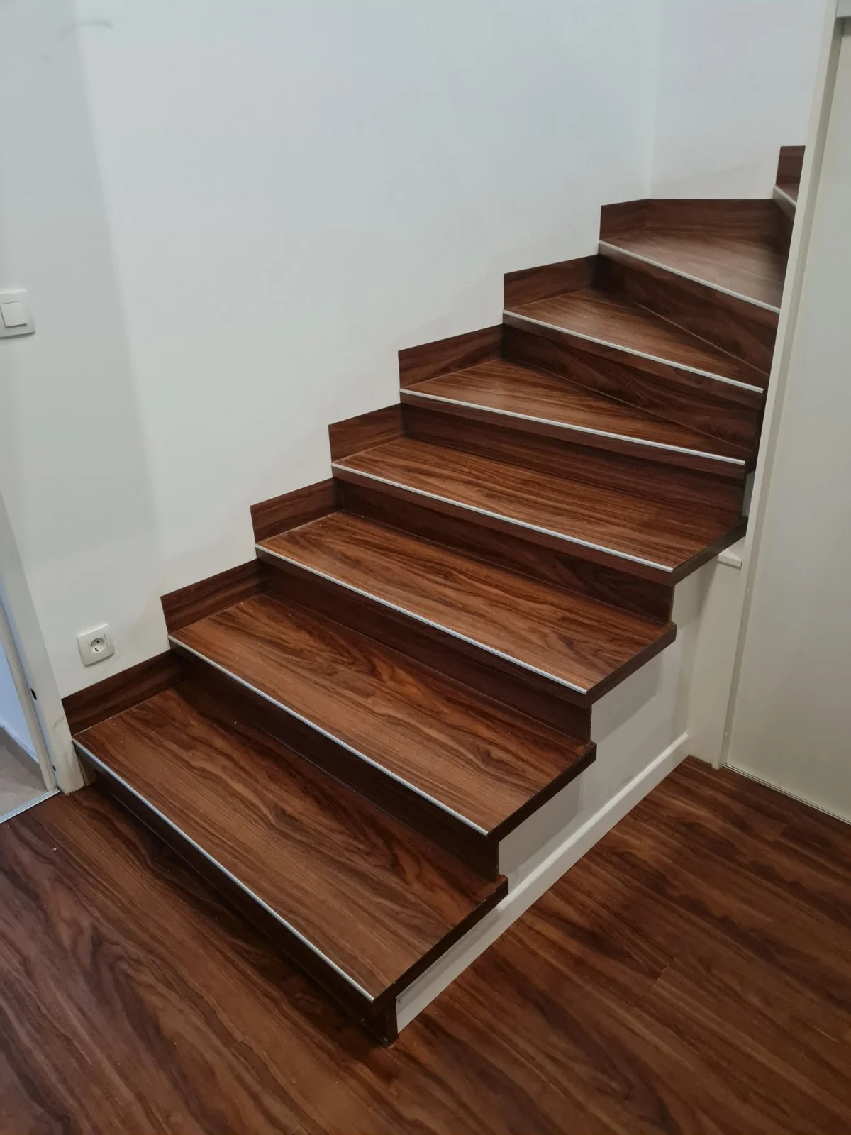 vinil pure walnut classic 55 052 vinil pure walnut classic 55 052